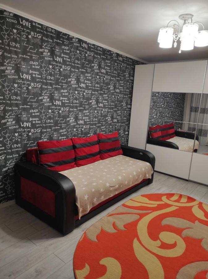 Private Room Near 3 Min Metrou Crangasi, 40 M2 Bucarest Exterior foto
